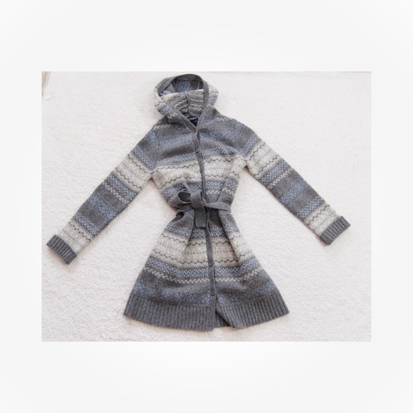 Abercrombie & Fitch Sweaters - Abercrombie and Fitch wool fair isle cardigan m